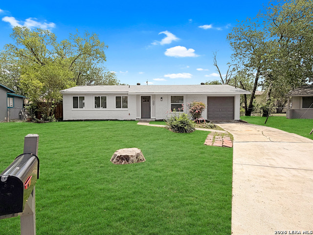 Details for 250 Flintstone Ln, Universal City, TX 78148