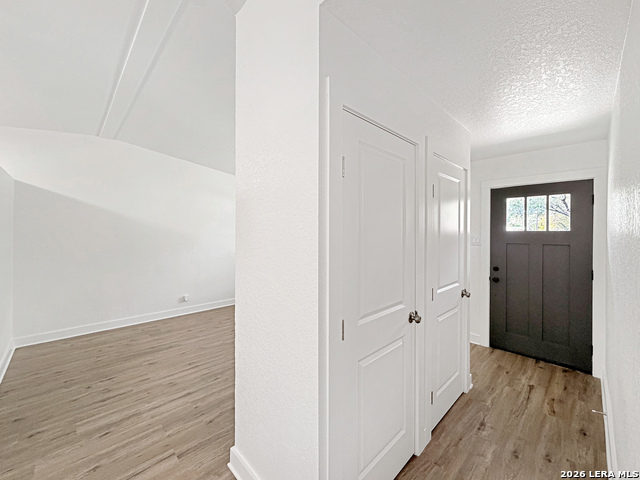 Image 3 of 25 For 250 Flintstone Ln