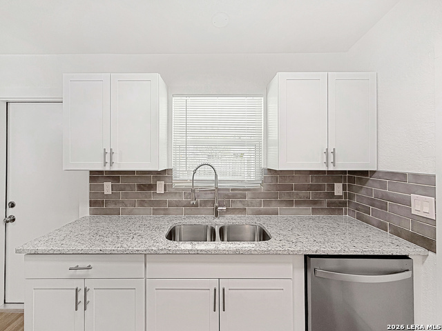 Image 6 of 25 For 250 Flintstone Ln