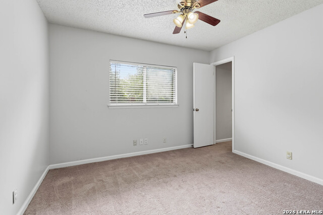 Image 10 of 13 For 12722 Huntsman View Dr