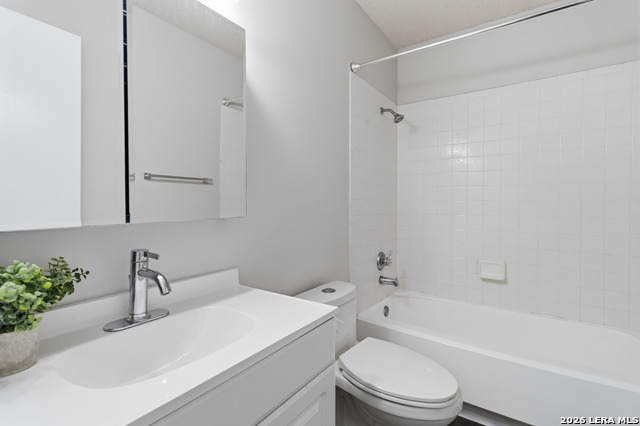 Image 12 of 13 For 12722 Huntsman View Dr