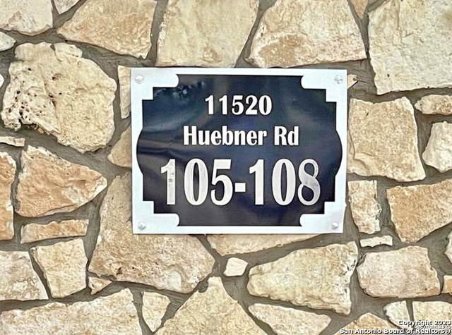 Image 31 of 31 For 11520 Huebner Rd  108