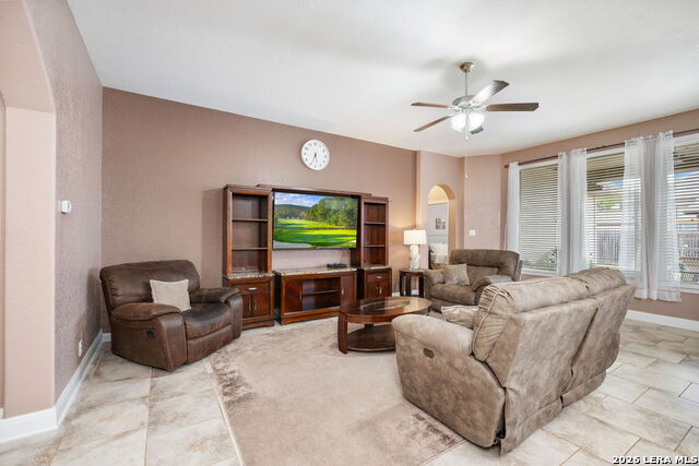 Listing photo id 9 for 1610 Sun Canyon Blvd