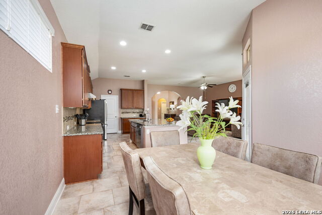 Listing photo id 29 for 1610 Sun Canyon Blvd