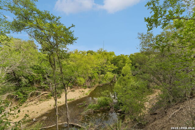 Image 19 of 26 For Tbd Ih 37 S