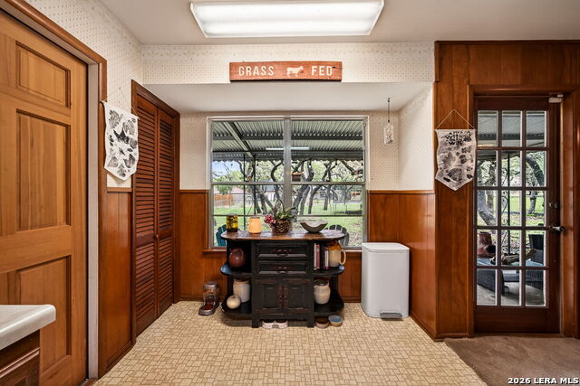 Image 12 of 24 For 10611 Burr Oak Dr