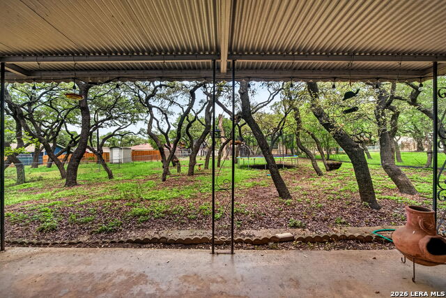 Image 20 of 24 For 10611 Burr Oak Dr