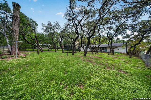 Image 22 of 24 For 10611 Burr Oak Dr