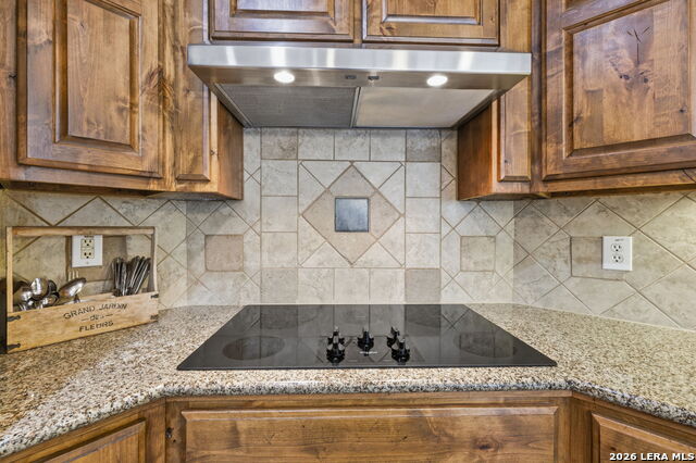 Image 13 of 43 For 248 Leather Leaf