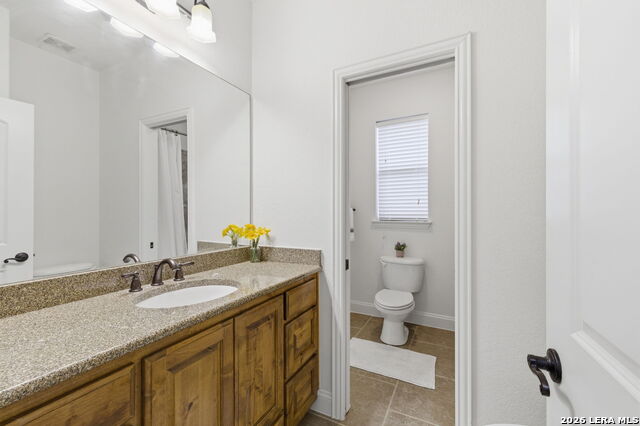 Image 28 of 43 For 248 Leather Leaf