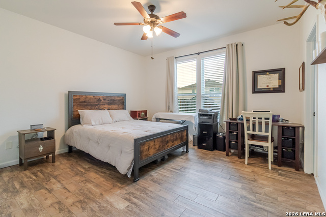 Image 12 of 22 For 24214 Hazel Alder