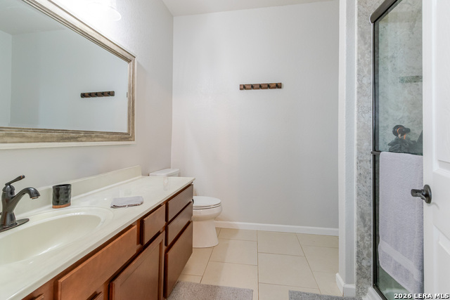 Image 13 of 22 For 24214 Hazel Alder