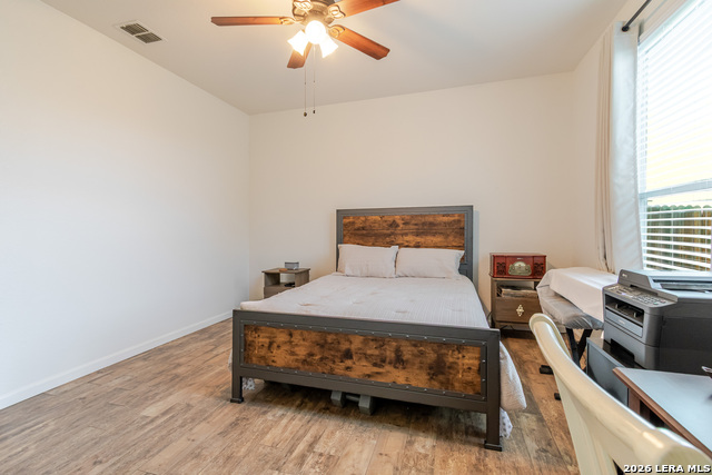 Image 15 of 22 For 24214 Hazel Alder