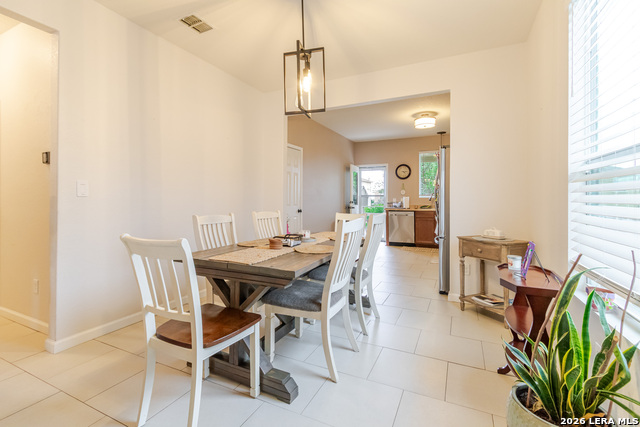 Image 6 of 22 For 24214 Hazel Alder