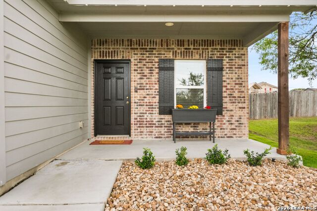 Image 2 of 38 For 9034 Alvarado Bend