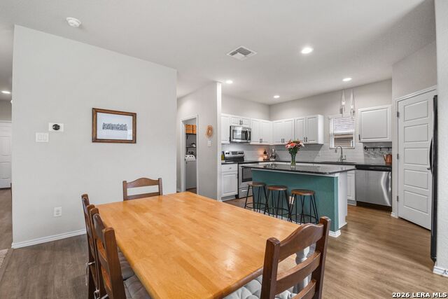 Image 23 of 38 For 9034 Alvarado Bend