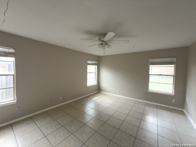 Image 21 of 25 For 202 Shalimar Dr