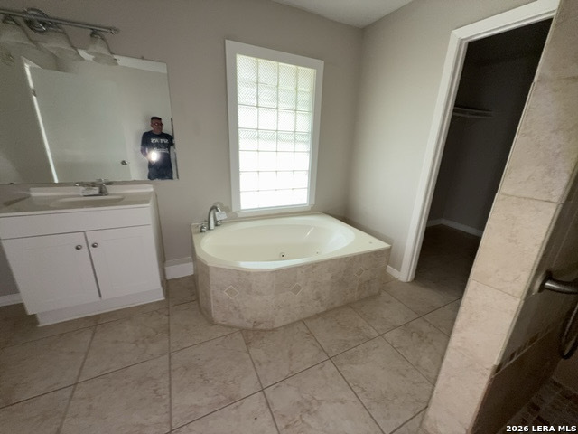 Image 23 of 25 For 202 Shalimar Dr