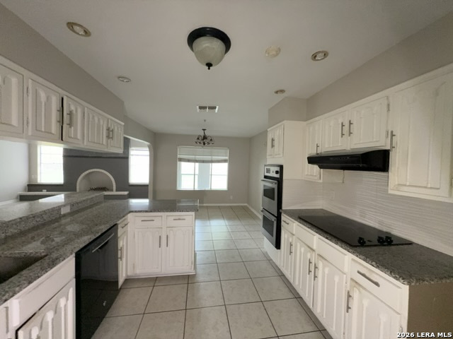 Image 9 of 25 For 202 Shalimar Dr