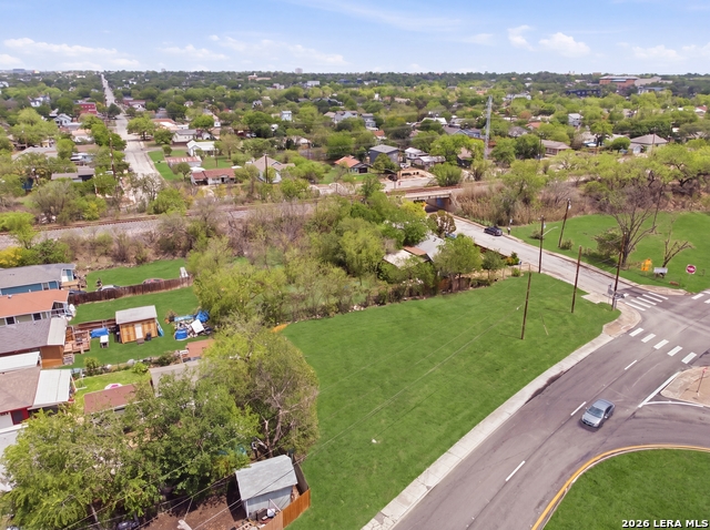 Image 3 of 4 For 1415,1417,1501 Pine St S