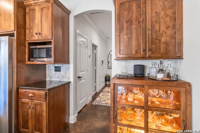 Image 13 of 41 For 412 Elmwood Dr