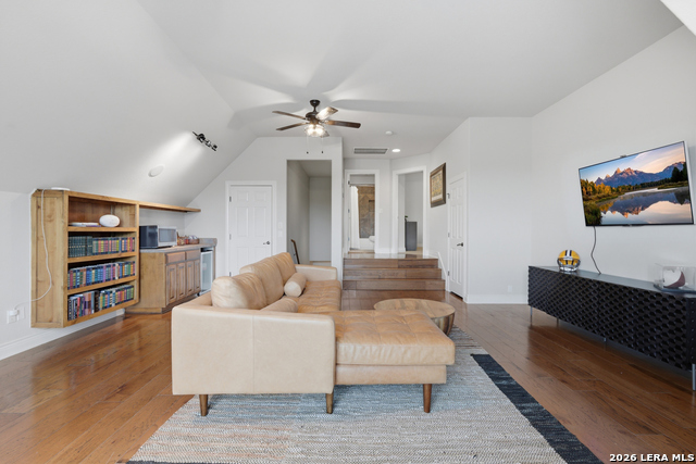 Listing photo id 35 for 17919 Texas Emmy Ln