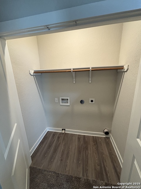 Image 15 of 19 For 13314 Stadium Cove  102