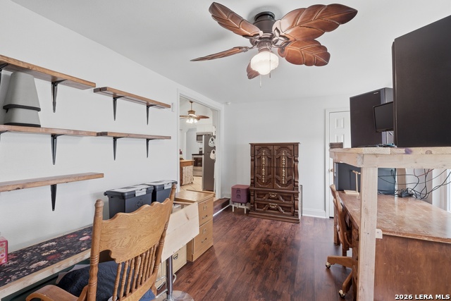 Image 14 of 28 For 1911 Dellhaven Dr