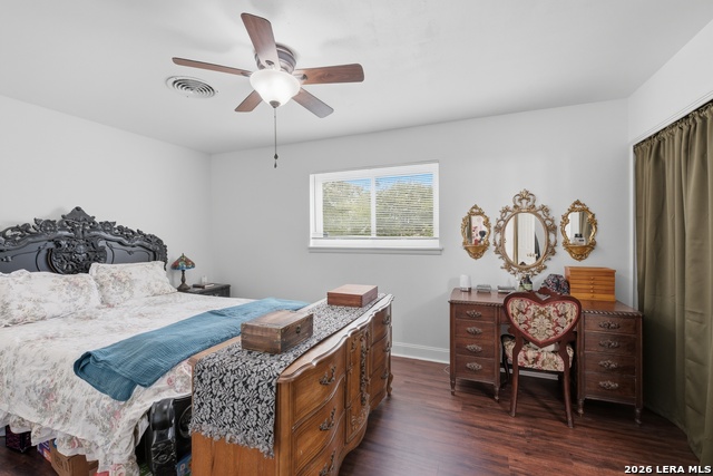 Image 17 of 28 For 1911 Dellhaven Dr