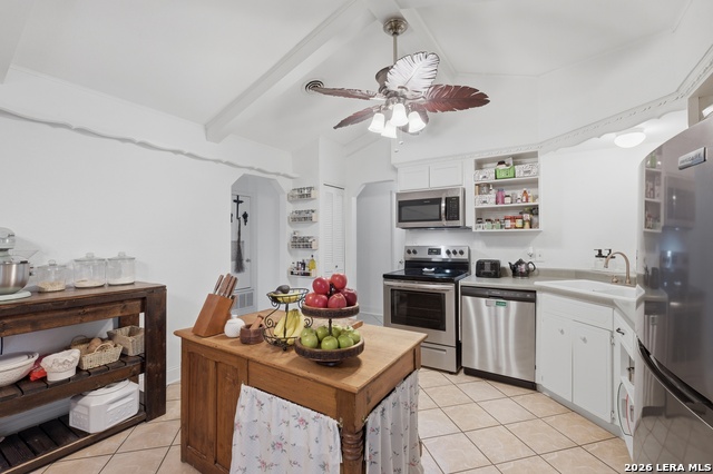 Image 7 of 28 For 1911 Dellhaven Dr