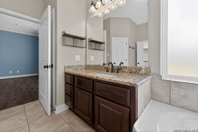 Image 29 of 48 For 815 Serene Waters