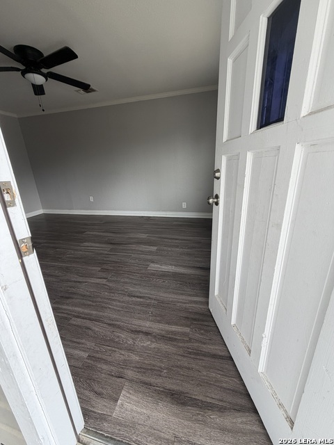 Image 3 of 15 For 1515 Escalon