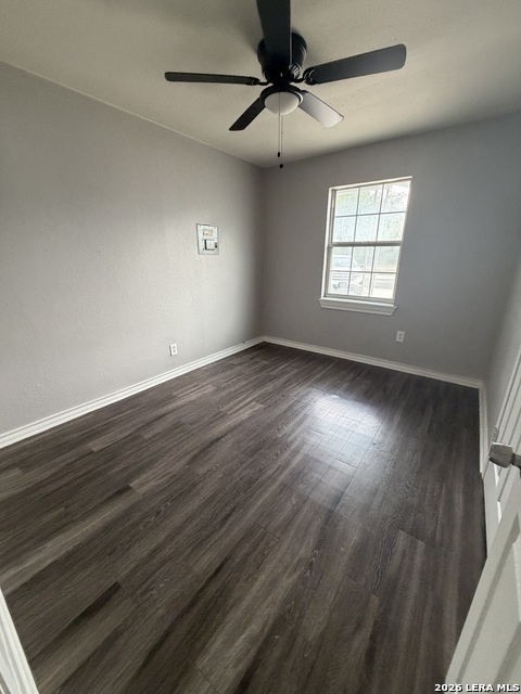 Image 9 of 15 For 1515 Escalon