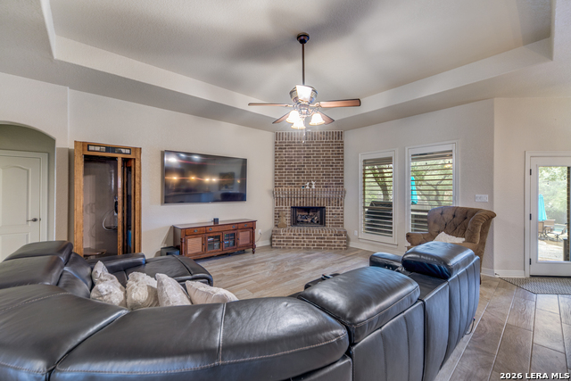 Image 4 of 25 For 1123 Saddle Horse