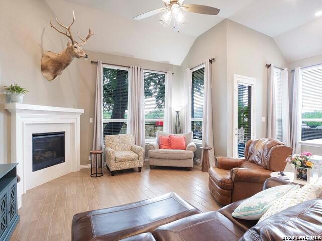 Image 12 of 33 For 107 Coleto Crk