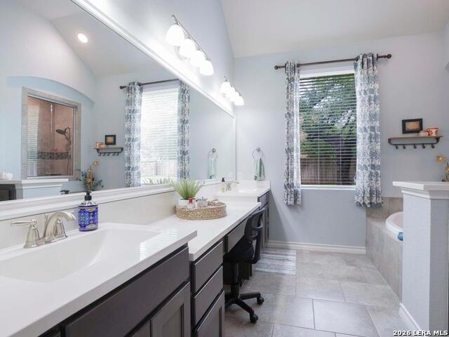 Image 14 of 33 For 107 Coleto Crk