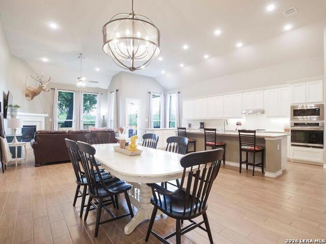 Image 7 of 33 For 107 Coleto Crk