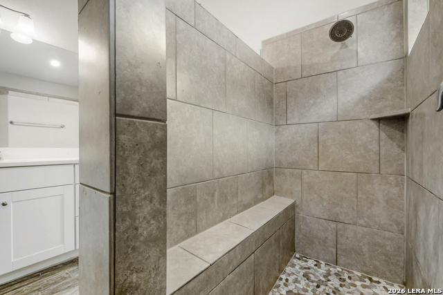 Image 13 of 26 For 22511 Carriage Blf