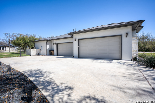 Image 50 of 50 For 916 Jenny Leigh Trl