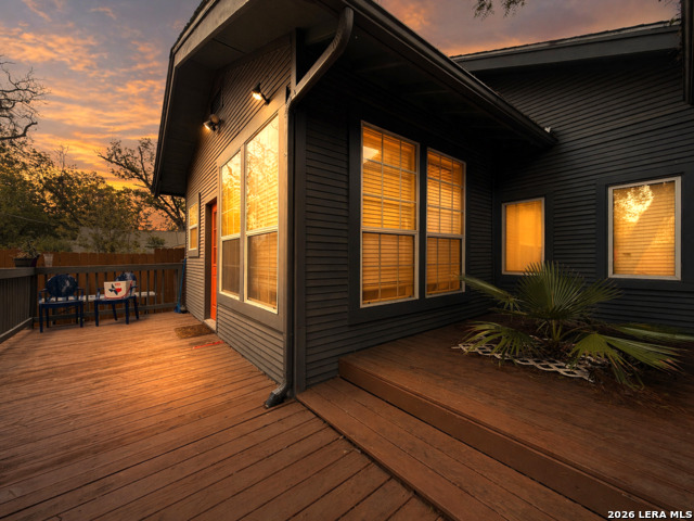 Image 14 of 31 For 326 Queen Anne Ct