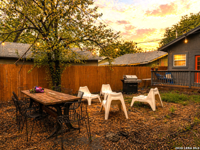 Image 17 of 31 For 326 Queen Anne Ct