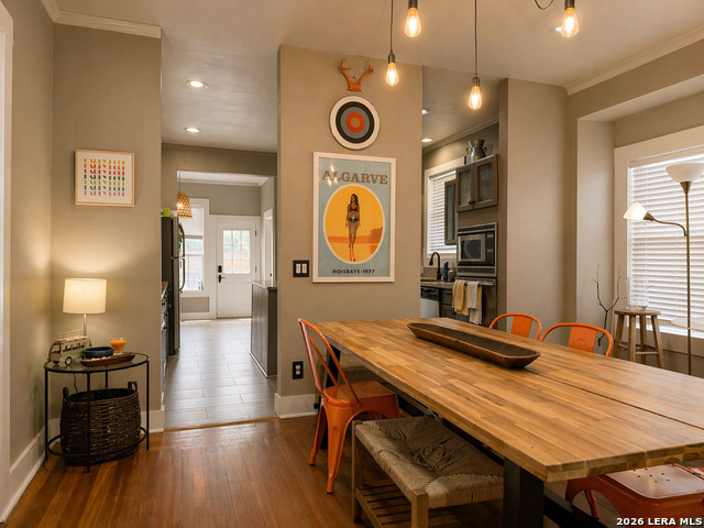 Image 5 of 31 For 326 Queen Anne Ct