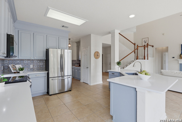 Image 11 of 38 For 1852 Lookout Frst