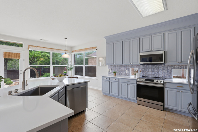 Image 12 of 38 For 1852 Lookout Frst