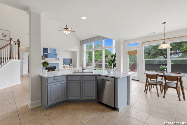 Image 14 of 38 For 1852 Lookout Frst