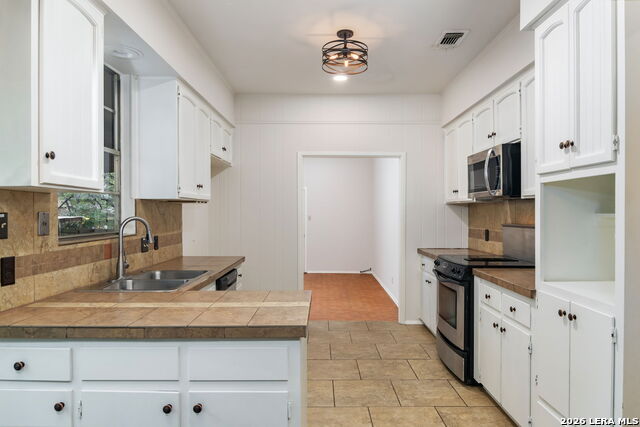 Image 7 of 18 For 3023 Colony Dr