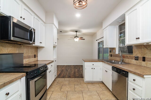 Image 8 of 18 For 3023 Colony Dr