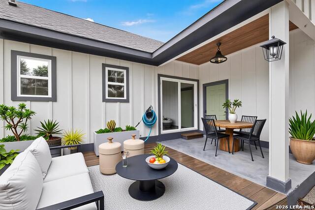 Image 29 of 38 For 2676 Western Skies