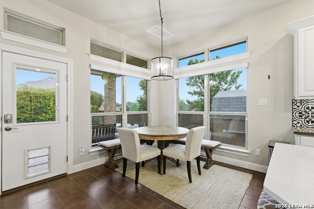 Image 11 of 35 For 2618 Mallinckrodt Dr