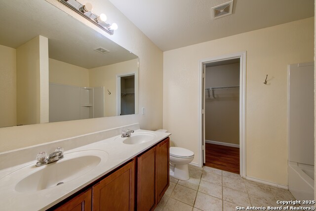 Image 20 of 25 For 11843 Silver Coins